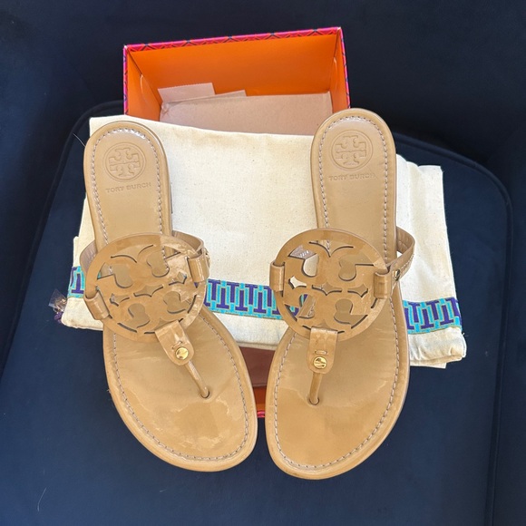 Tory Burch Tan Sandals - Picture 2 of 7